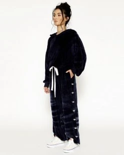 BOYS LIE Velour Hoodie Crop 3 BOYS LIE Velour Hoodie Crop -boy‘s lie Sales Store 4O7A1072r 480x