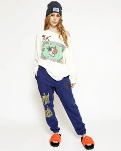 BOYS LIE Navy Perfect Match Remix Sweatpants -boy‘s lie Sales Store 4O7A1400copy 286d301b 4e13 483c b34c c36aa48bafc3 480x