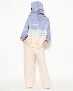 BOYS LIE Hopeless Romantic Hoodie 5 BOYS LIE Hopeless Romantic Hoodie -boy‘s lie Sales Store 4O7A4941copy 480x