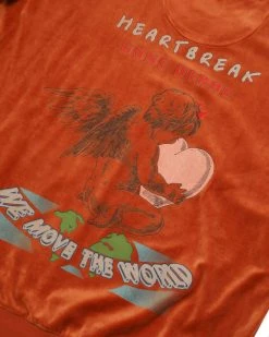 BOYS LIE Gone Viral Velour Crewneck -boy‘s lie Sales Store 4O7A8580rcopy 480x