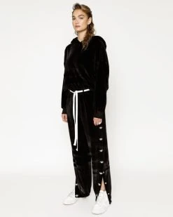 BOYS LIE Black Oh Snap Velour Pants 5 BOYS LIE Black Oh Snap Velour Pants -boy‘s lie Sales Store 4O7A9382rcopy 480x