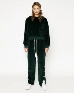 BOYS LIE Green Velour Cropped Hoodie -boy‘s lie Sales Store 4O7A9419rcopy 480x