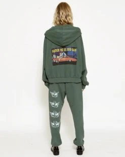 BOYS LIE Heart Racer Green Sweatpants 5 BOYS LIE Heart Racer Green Sweatpants -boy‘s lie Sales Store 4O7A9807 480x